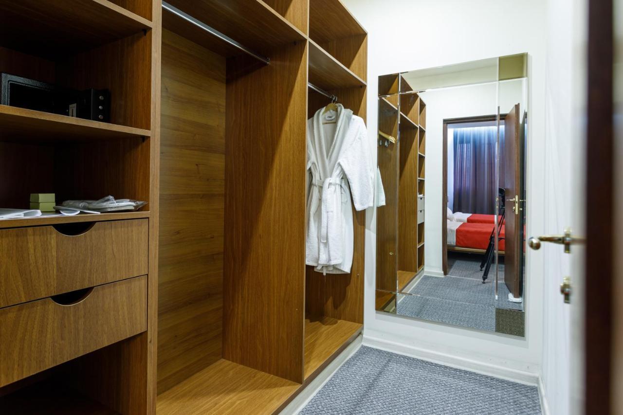 Moscow House Hotel Erevan Exterior foto